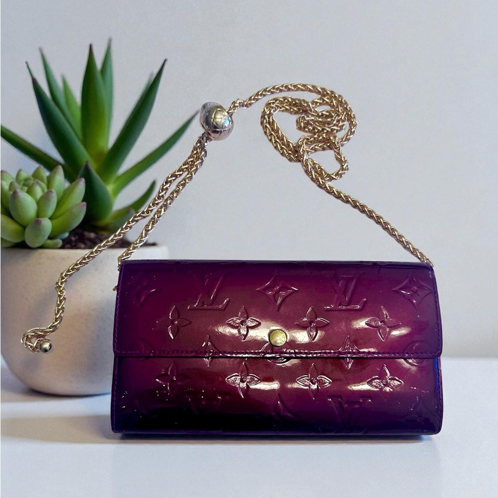 Louis Vuitton Vernis Sarah Wallet